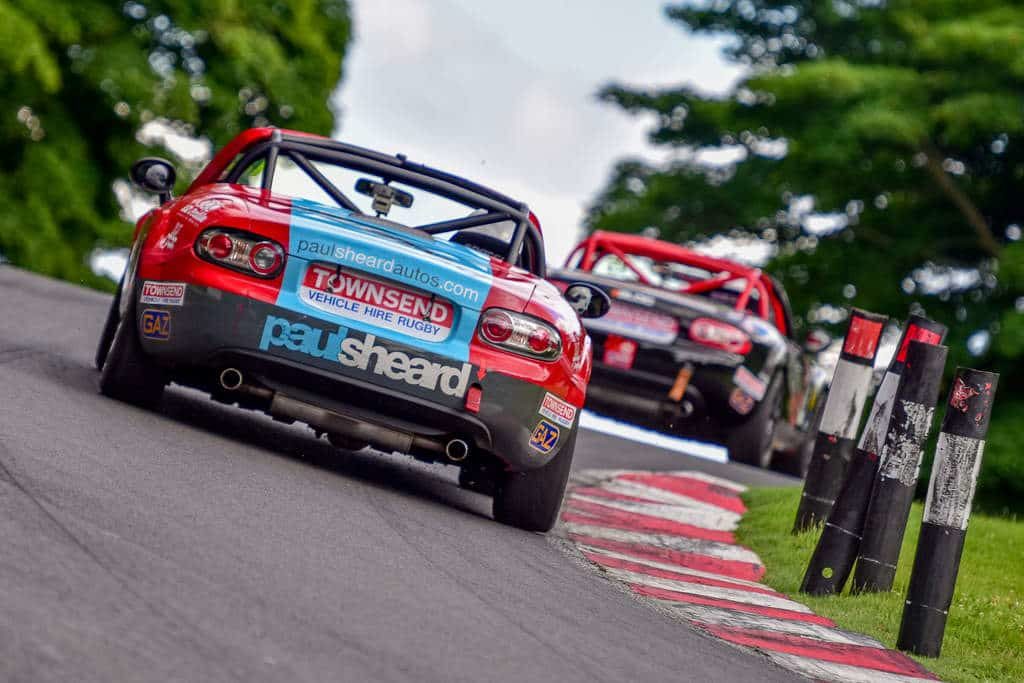 brscc-mazda-at-cadwell