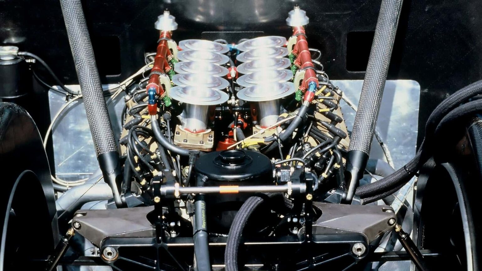 The Rise and Fall of F1’s 20,000 RPM V10 Engines