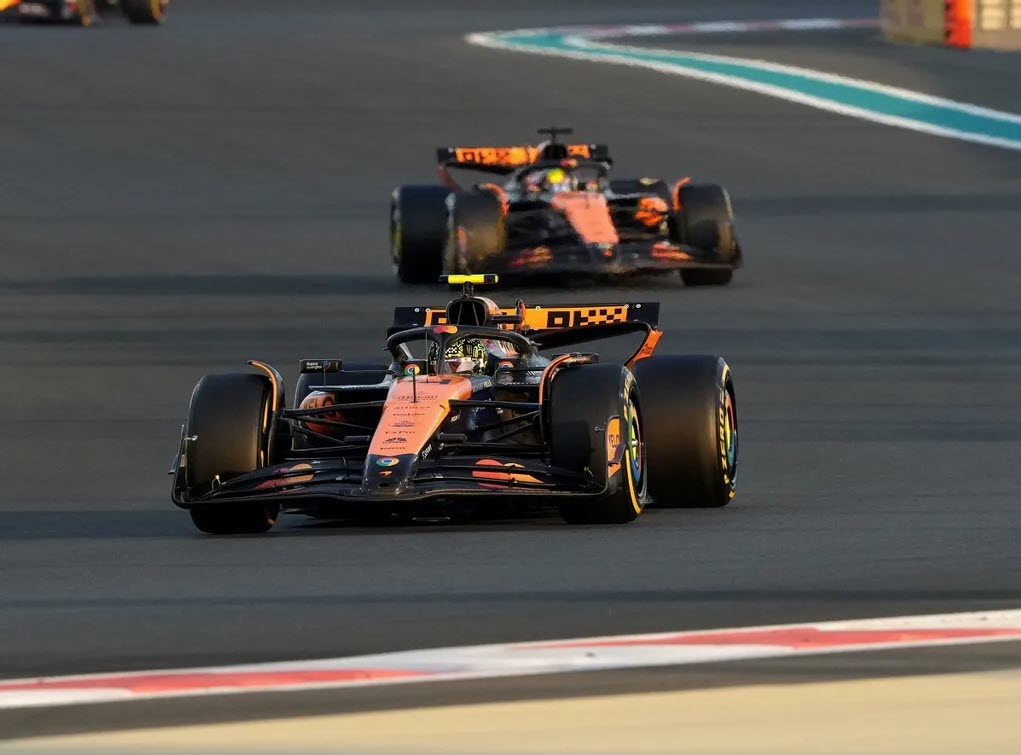 racing mclarens